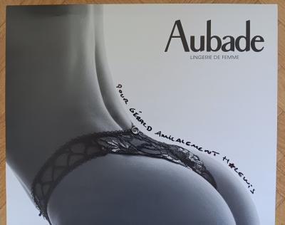 Hervé LEWIS  - Affiche publicitaire marque AUBADE, signée - Leçon de séduction n°48 - 2002 2