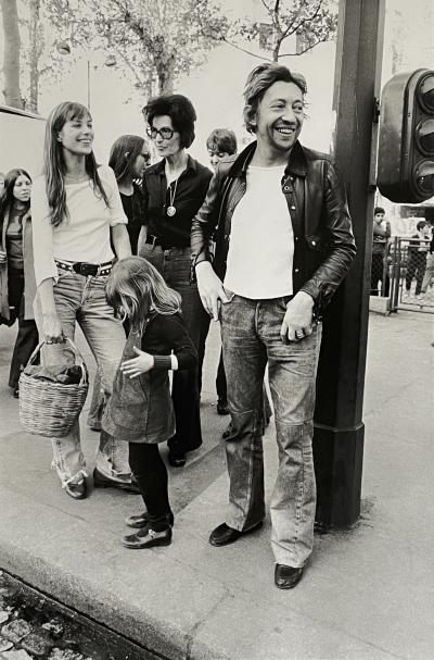 Michel Ginies - Gainsbourg, Jane Birkin et sa mère, 1973 - Tirage argentique 2