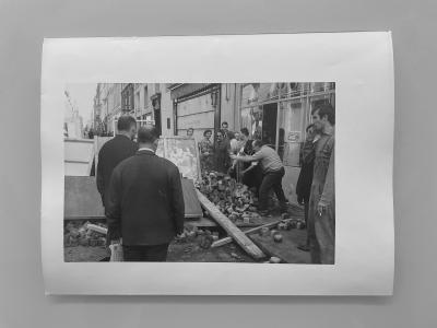 AP - Barricade Mai 68 - 2 - Tirage argentique 2