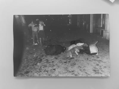Reporters associes - Manifestants blessés, Mai 68 - Tirage argentique 2