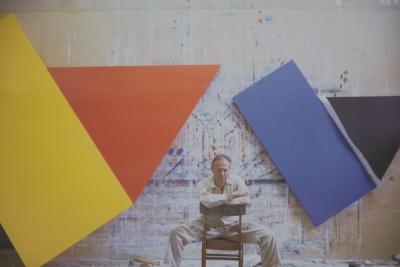 Ellsworth KELLY : L’artiste dans son atelier - Affiche originale en couleurs 2