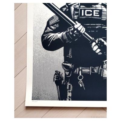 Shepard FAIREY (Obey) - Projection Mirror: Paid Agitator 2