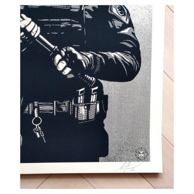 Shepard FAIREY (Obey) - Projection Mirror: Paid Agitator 2