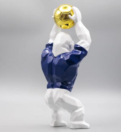 Richard ORLINSKI -  Kong Football -  Sculpture en résine limitée 2