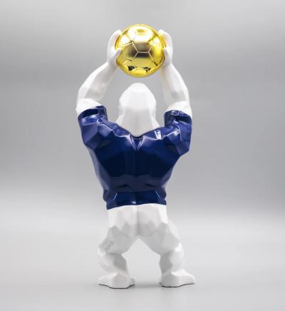 Richard ORLINSKI -  Kong Football -  Sculpture en résine limitée 2