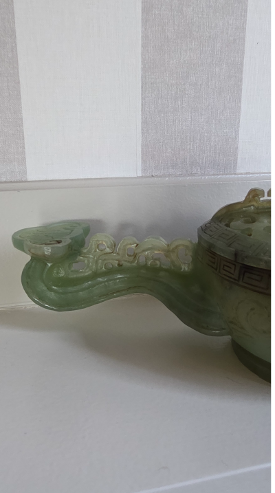 Chine - XXème - Coupe couverte - Brûle parfum en jade - 2