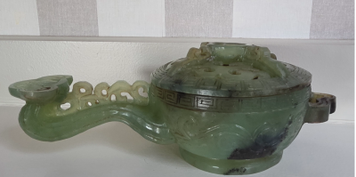 Chine - XXème - Coupe couverte - Brûle parfum en jade - 2