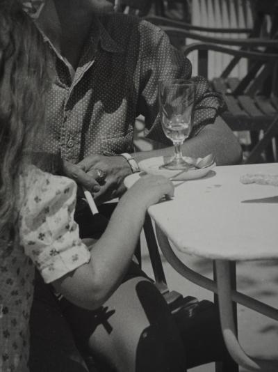 Dora Maar: An afternoon between mother and daughter, Original photograph 2