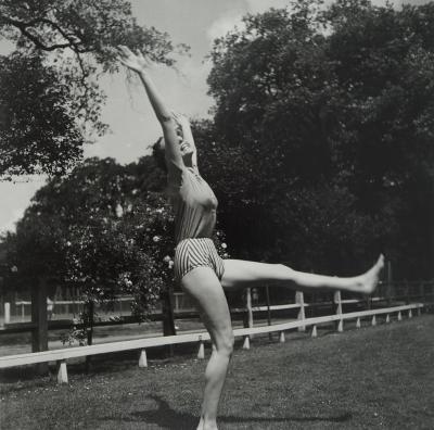 Dora MAAR : Saut de joie, Photographie originale 2