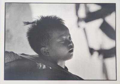 Werner Bischof - Enfant en pleurs dans un orphelinat 2