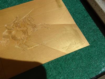 Salvador Dali  - El Caballero -silver gravure 24 carat gold finished- Signed - 1970s 2