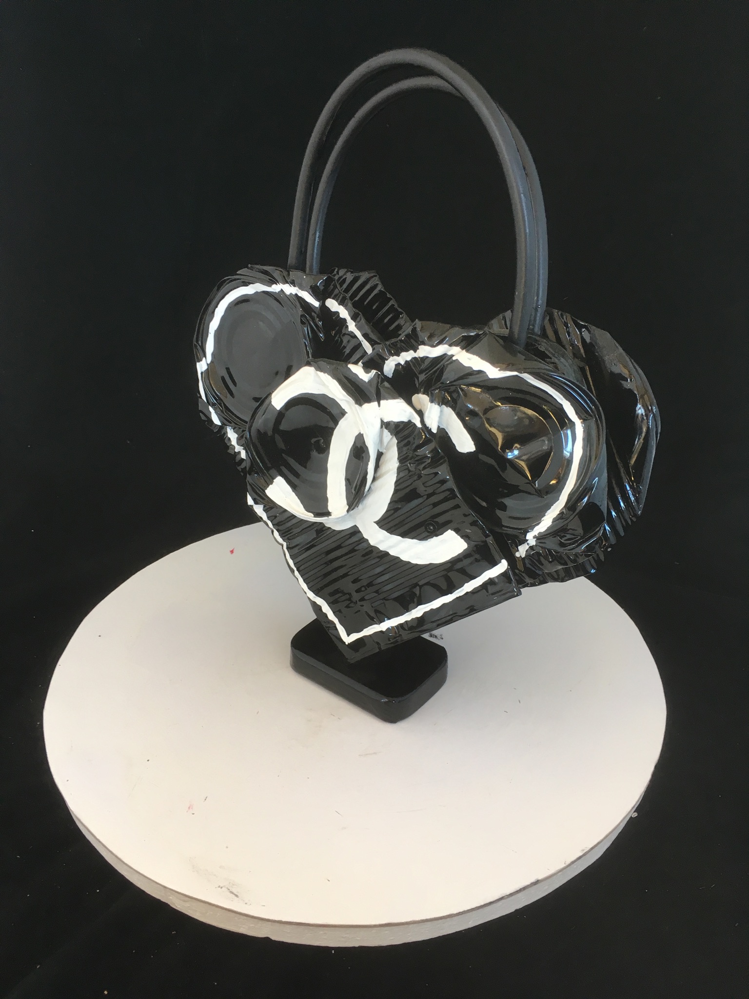 Chanel Handbag with Camera by Norman Gekko (2020) : Sculpture Acrylic,  Plastic - SINGULART