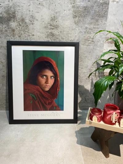 Steve McCURRY - Afghan Girl, 1984 -  Impression 2