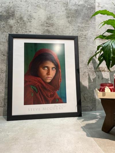 Steve McCURRY - Afghan Girl, 1984 -  Impression 2